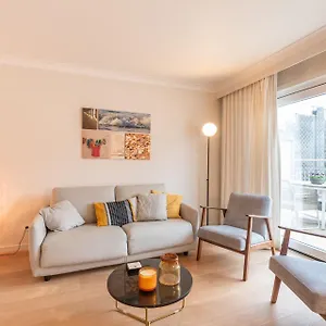 Modern With Large Terrace Close To The Sea Appartement Oostende